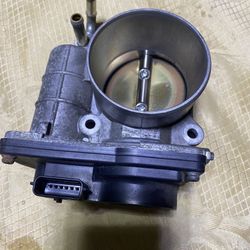 Nissan Altima Throttle Body With TPS Sensor