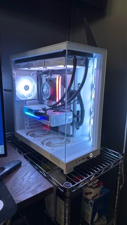 NZXT white build i9-14900K, 32gb DDR5 6400 MT/s, ONIX LUMI Intel Arc B580 12GB GDDR6 w/256GB NVMe. Gpu upgraded