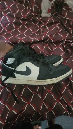 Nike Air Jordan 1 Mid Black White Sneakers
