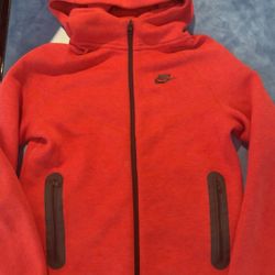 Nike Tech Woman’s Size