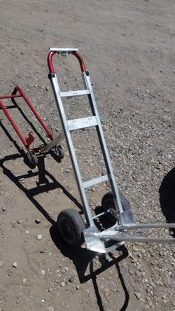 Milwaukee 1,000 Lbs. Capacity Steel Hand Truck Model - Preowned