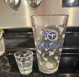 Tennessee Titans NFL Glass And Shot Glass.  Never used, display only and purchased at stadium. 