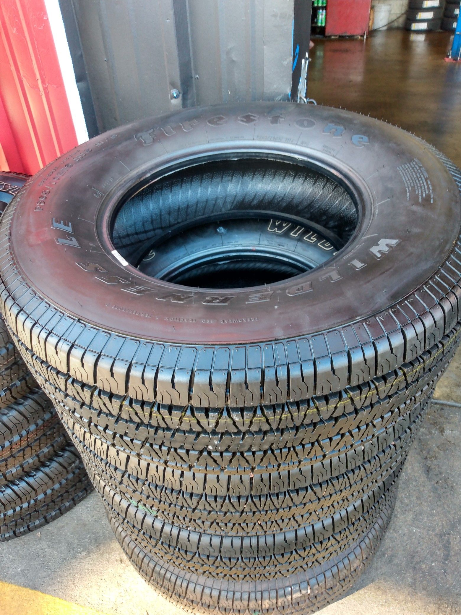 SET TIRES FIRESTONE 265/70 R16 340 CASH ESPECIAL PRICE FREE