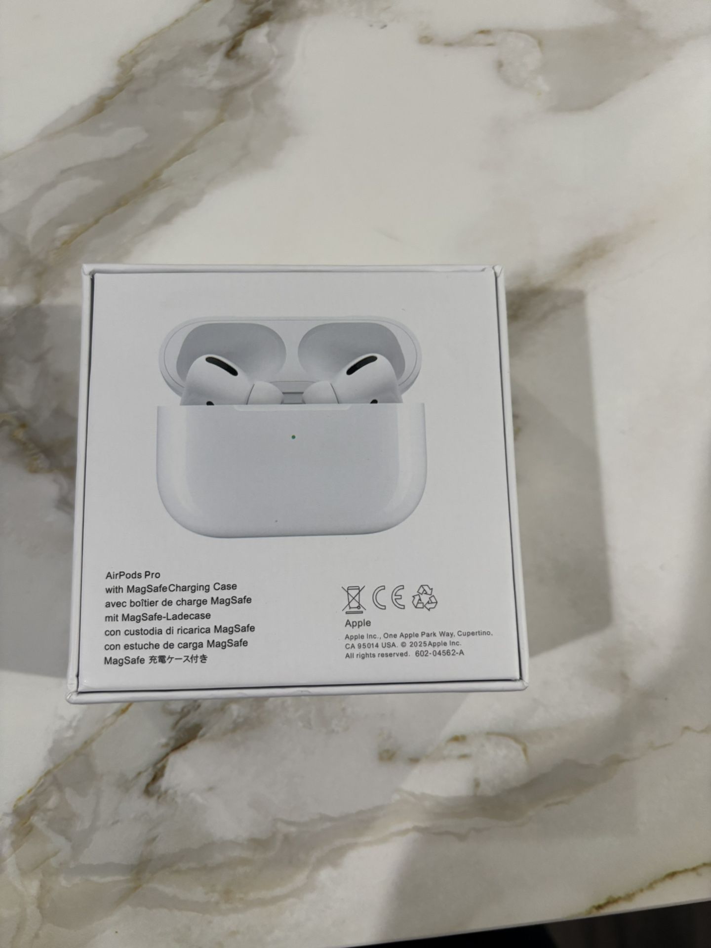NEW AirPod Pro2s