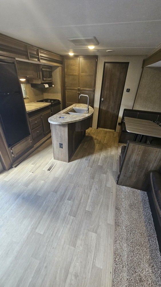 Coleman Rv Travel Trailer For Sale