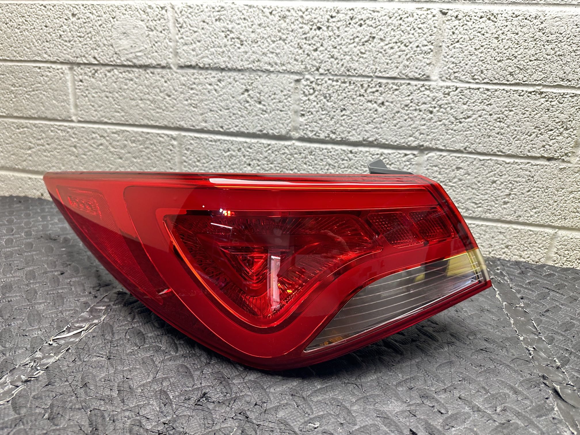 Hyundai Sonata Tail light LED 2011, 2012, 2013, 2014, Hyundai Sonata Tailight, OEM part, driver side