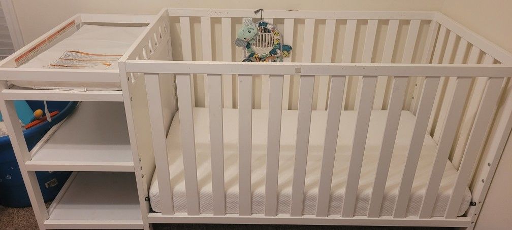 Crib With Changing Table Attachment