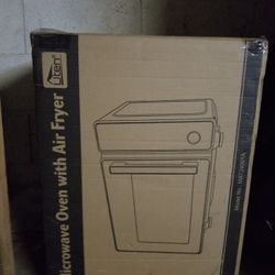 Uten Air Fryer/Microwave Combo (New In Box)