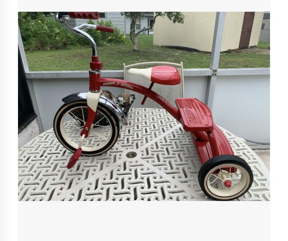 Vintage Radio Flyer Tricycle