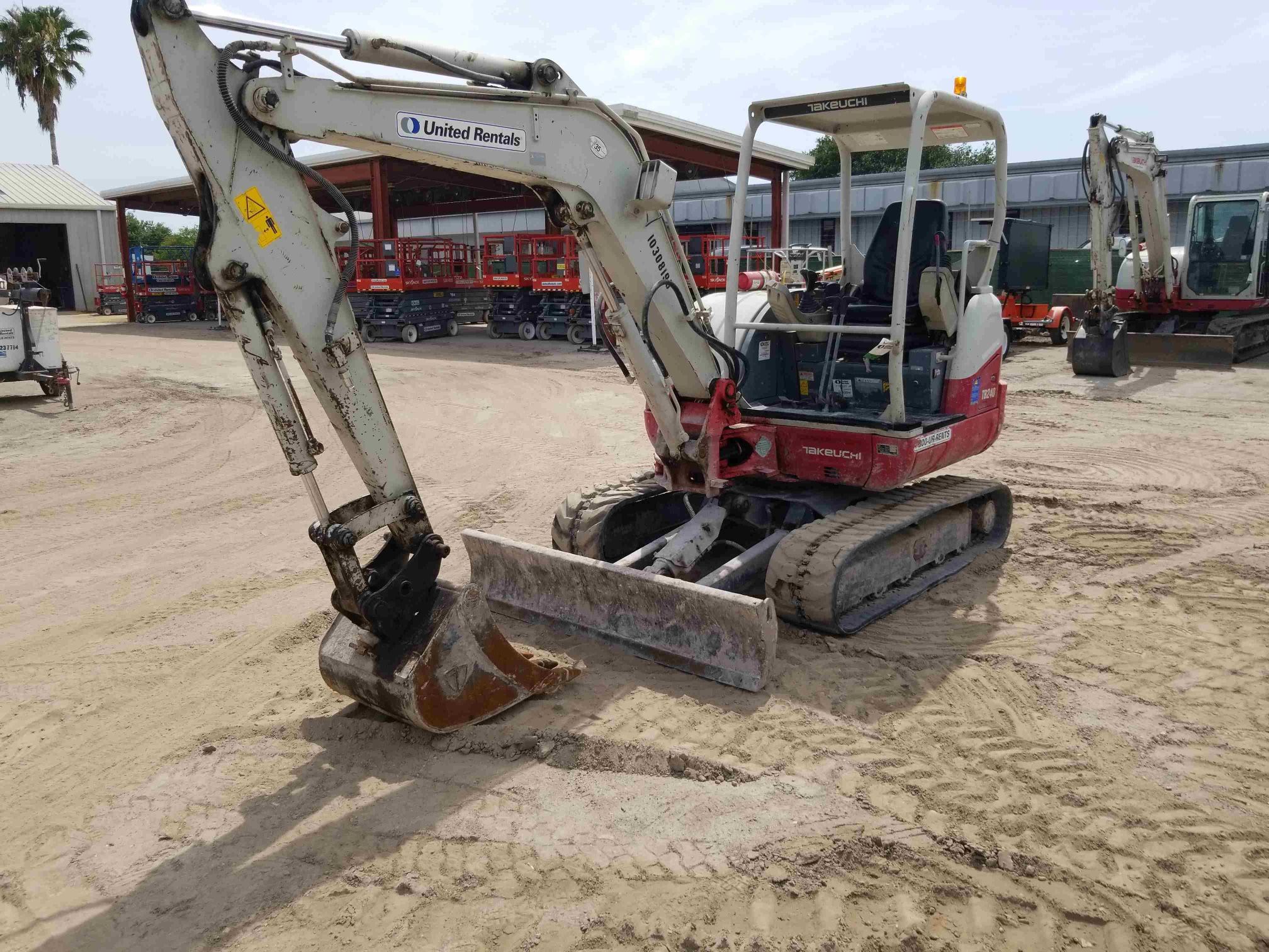 Takeuchi TB240 Mini Ex
