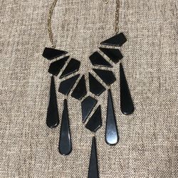 Costume Jewelry Black And Gold Colored Necklace 