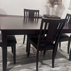 5-Piece Rectangle Mahogany Finish Solid Wood