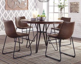 Table and 4 chairs