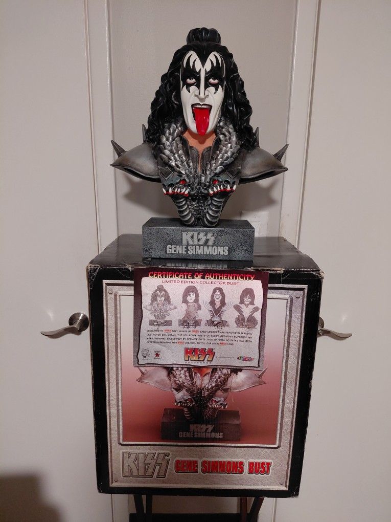 KISS GENE SIMMONS 22" BUST