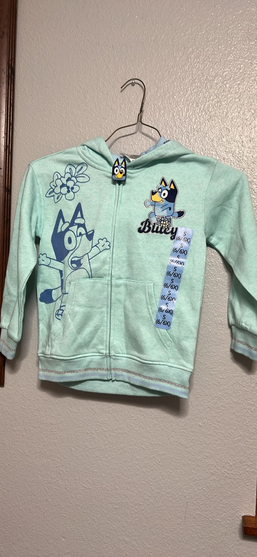 Bluey kids full zip hoodie jacket small 6/6x