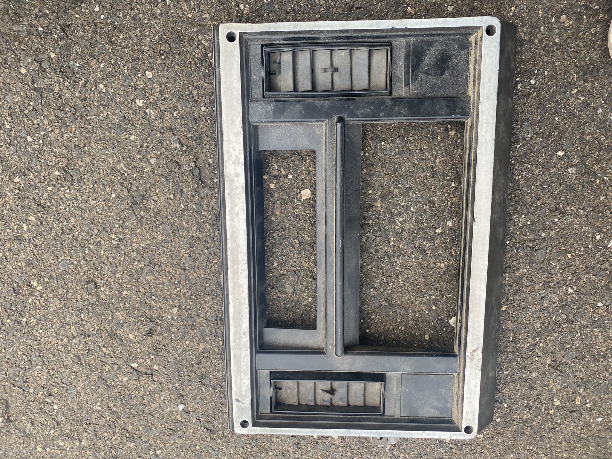 GM Trim Plate