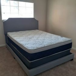 NEW QUEEN PILLOW-TOP MATTRESS AND BOX SPRING - 2PC