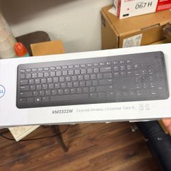 KM3222 Wireless Keyboard With Mouse