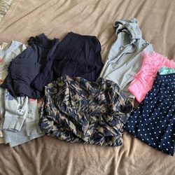 Women’s Clothes 