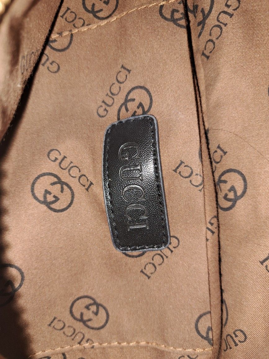 Gucci Controllato Shoulder Bag