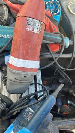 Milwaukee Heavy duty 7’’ corded grinder