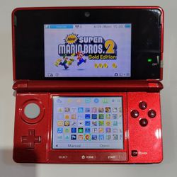Nintendo 3DS w/ Charger & 128GB SD Card [500+ games installed] 