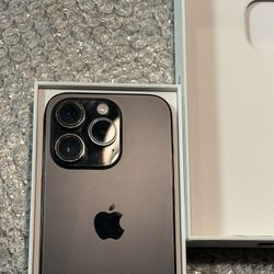 iPhone 14 PRO 512GB AT&T and Cricket Like New 