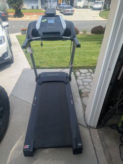 Pro form treadmill