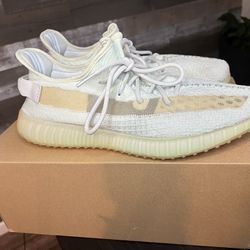 Size 13.5 - Adidas Yeezy Boost 350 V2 Hyperspace