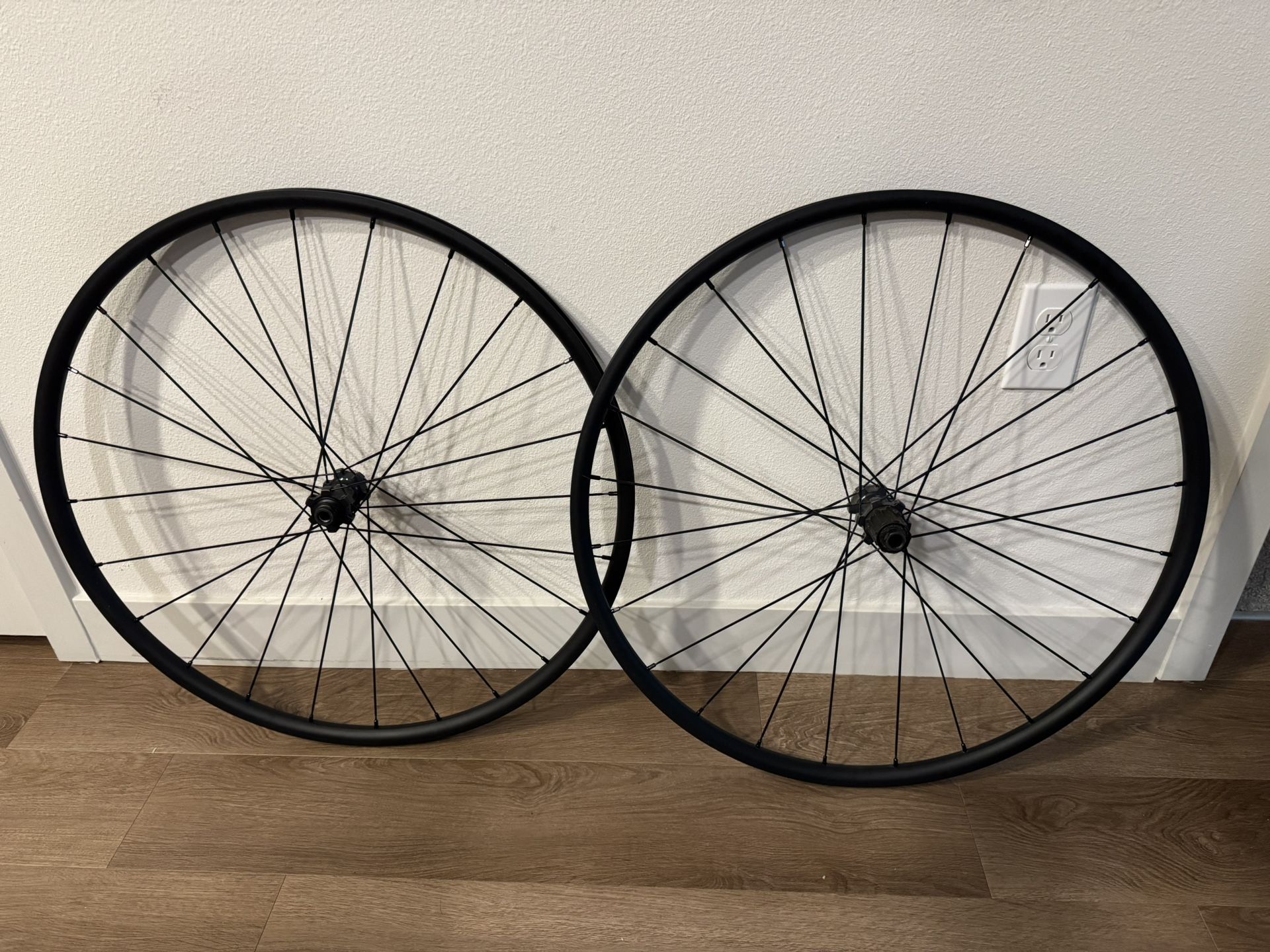 Shimano WH-RS-370 Wheelset