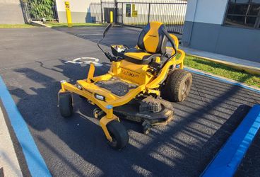 Zero turn mower Cub Cadet 54"