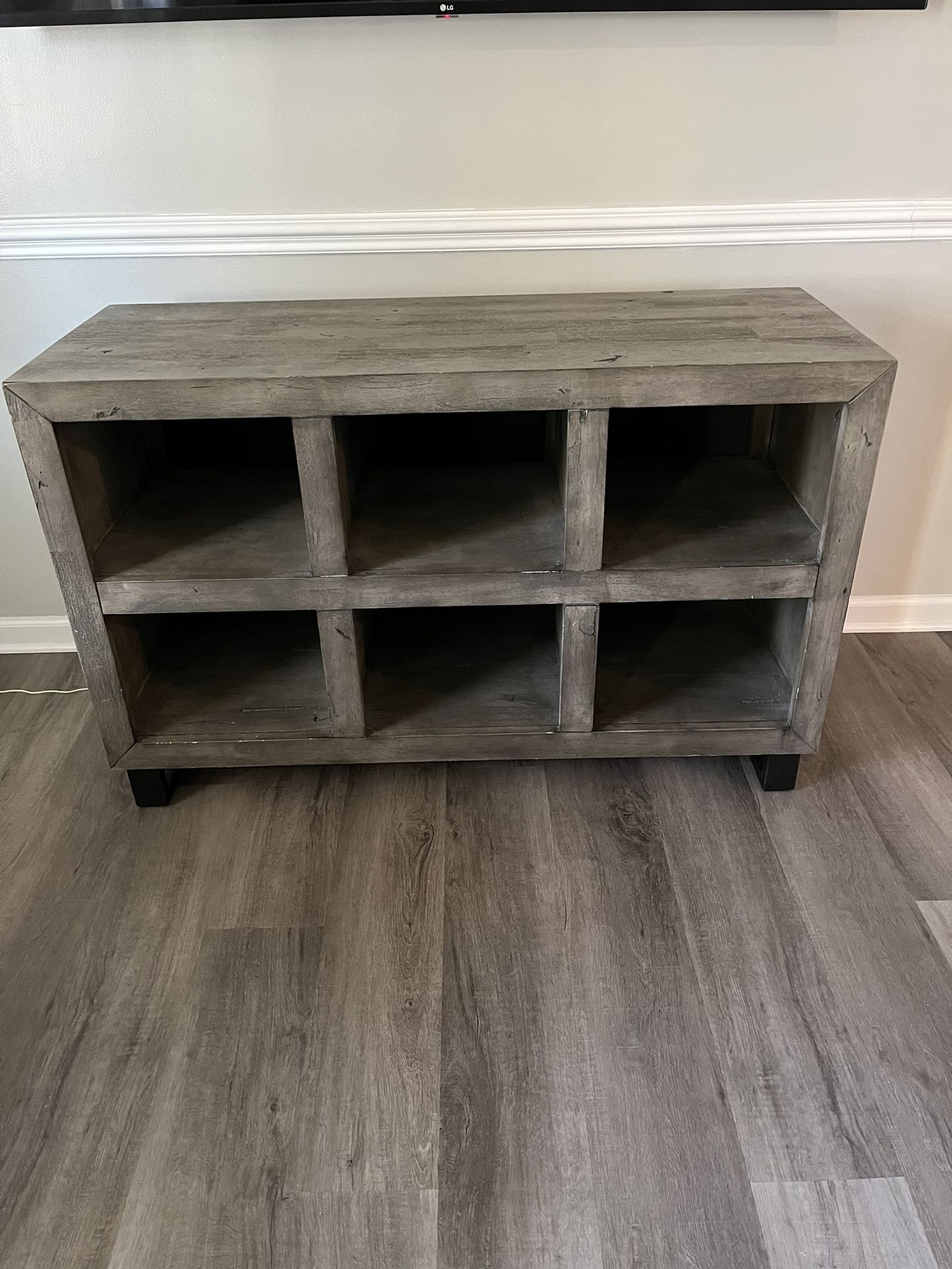 6 Cube TV Stand/Bookcase