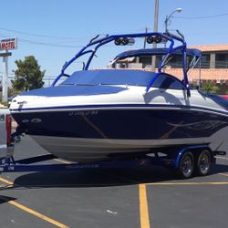 2006 Rinker Captiva 246