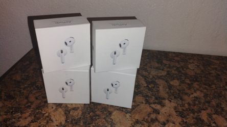 Apple Ear Buds 4th Generation 