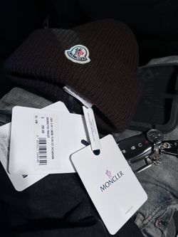 moncler beanie
