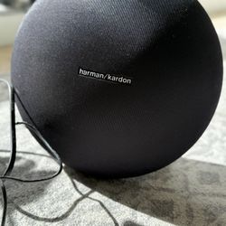 harman kardon ONYX STUDIO 1st Gen Bluetooth Wireless Portable Speaker