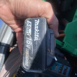 Used Makita BL1850B-2 18V LXT 5.0 Ah Lithium‑Ion Battery