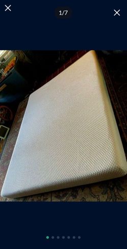 Foam Mattress 5 in with Quilted Cover, BARELY USED