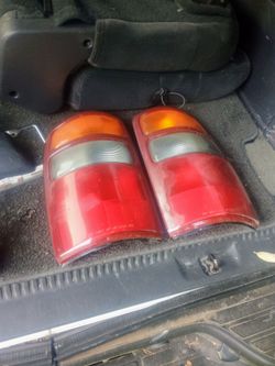 02 suburban brake lights plastic
