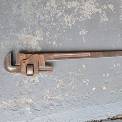 VINTAGE (TRIMO) PIPE WRENCH 