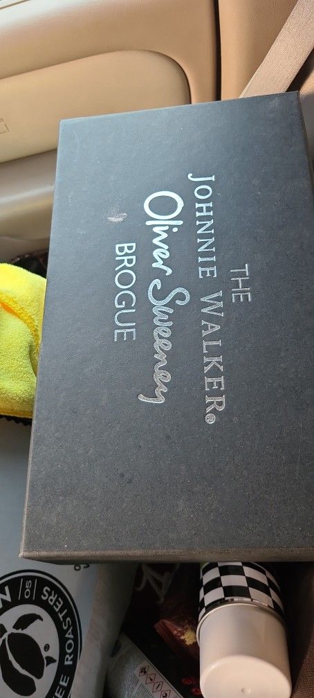 Mens 10 1/2 Johnny Walker