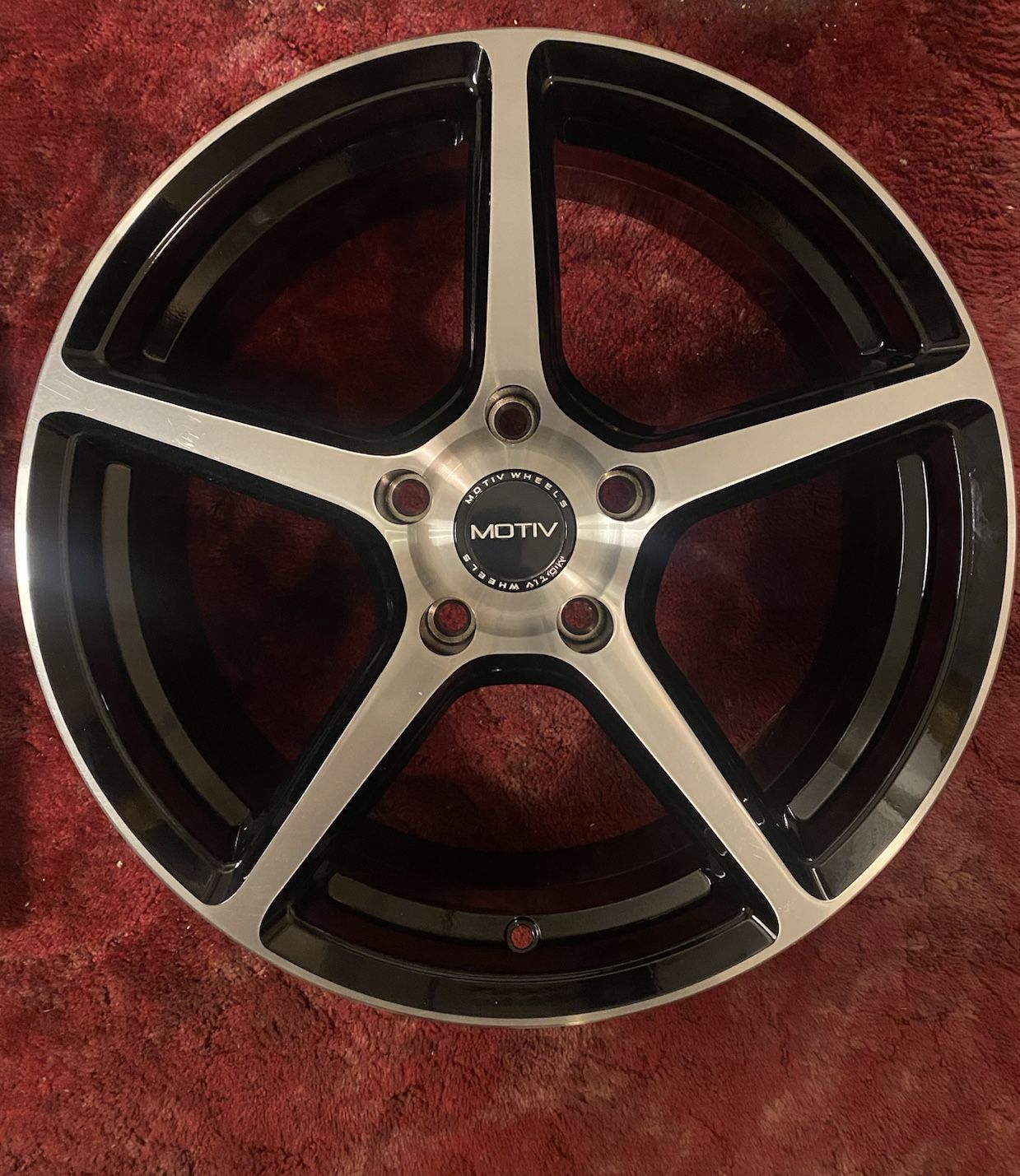BRAND NEW Motiv 18" Rims + SuperMax 235/55R18 Tires | Complete Set (4 & 4) | Stored Indoors