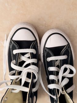 Converse Chuck Taylor Low-Top Sneakers