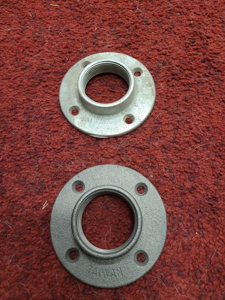 (1) 1-1/2" Pipe Flange Your Choice