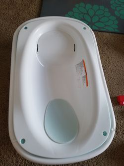 Baby bath tub