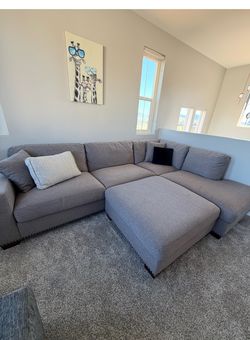 Couch Grey