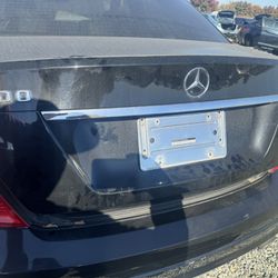 Mercedes C300  Taillights Trunk lid Black 