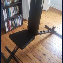 Weightlifting Bench. Adiustable (including decline). Heavy-duty 