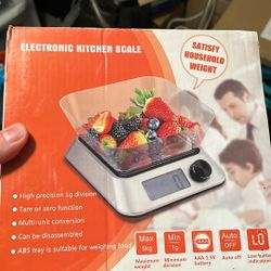Electronic Kitchen Scale 