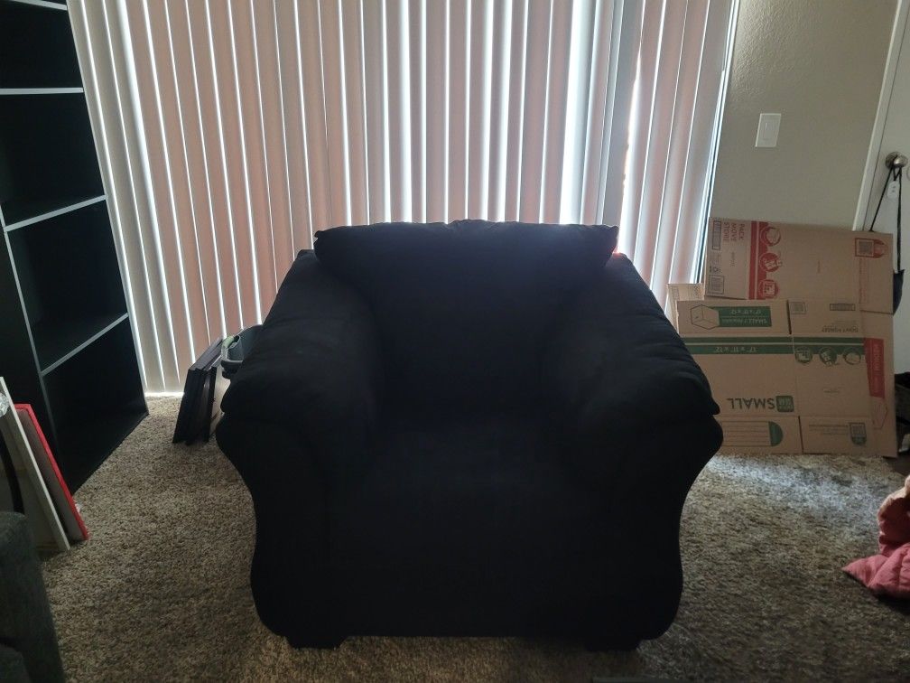 Ashley's Furniture Darcy collection Black Chair